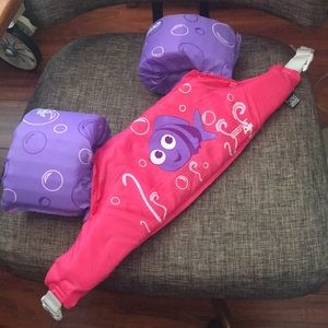 Kids Pool Floats, Swim Vest with Water Wings
